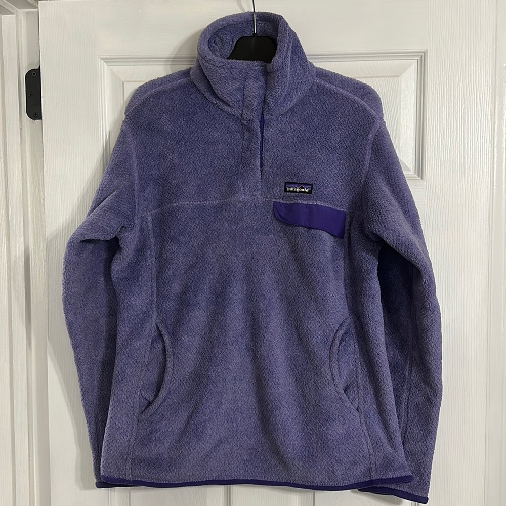 Patagonia Pull Over! Barely worn!